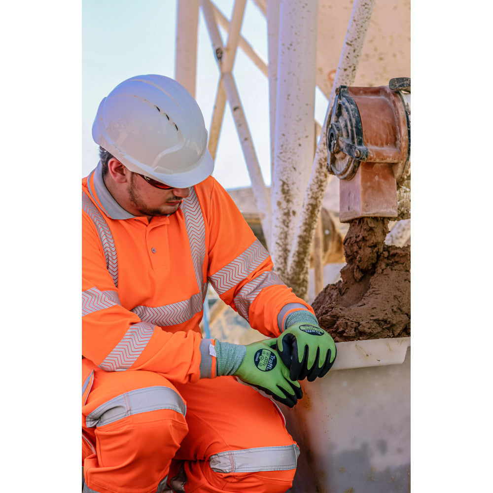Traffi TG5060 Cut Level C Water Resistant Nitrile Glove