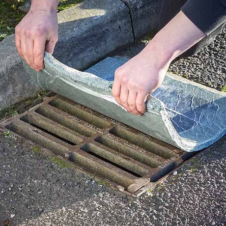 Ecospill Bentonite Clay Drain Mat 65cm x 45cm Emergency Spill Protection