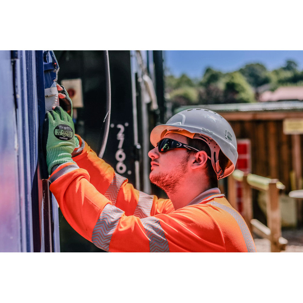 working with traffi tg5220 gloves