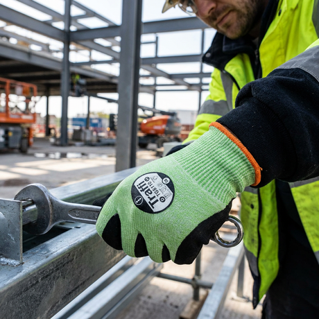 Traffi TG5110 Cut Level D Safety Gloves Sandy Nitrile